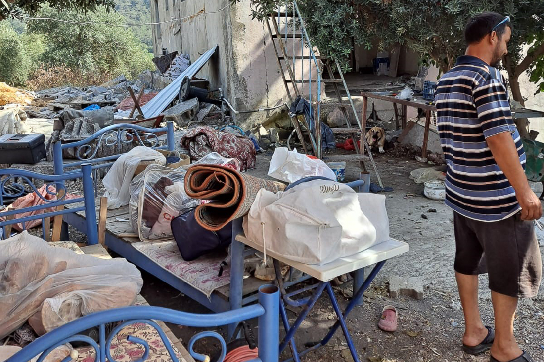 In fear of aftershocks, many people slept outside. Compassion Funds Turkey